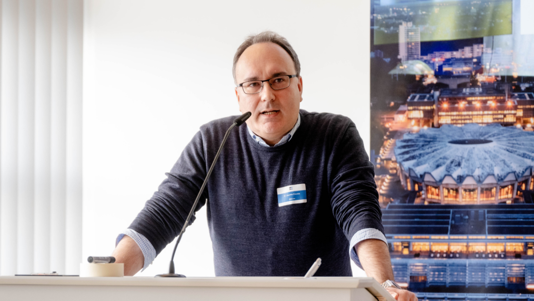 Dr. Joachim Preusse auf dem Podium