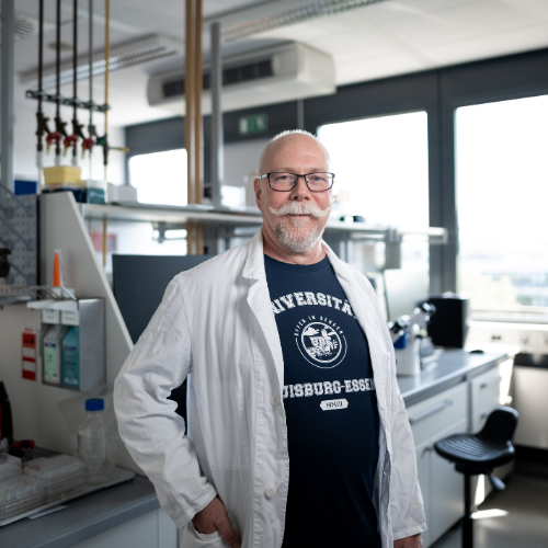 Michael Kloster im Labor