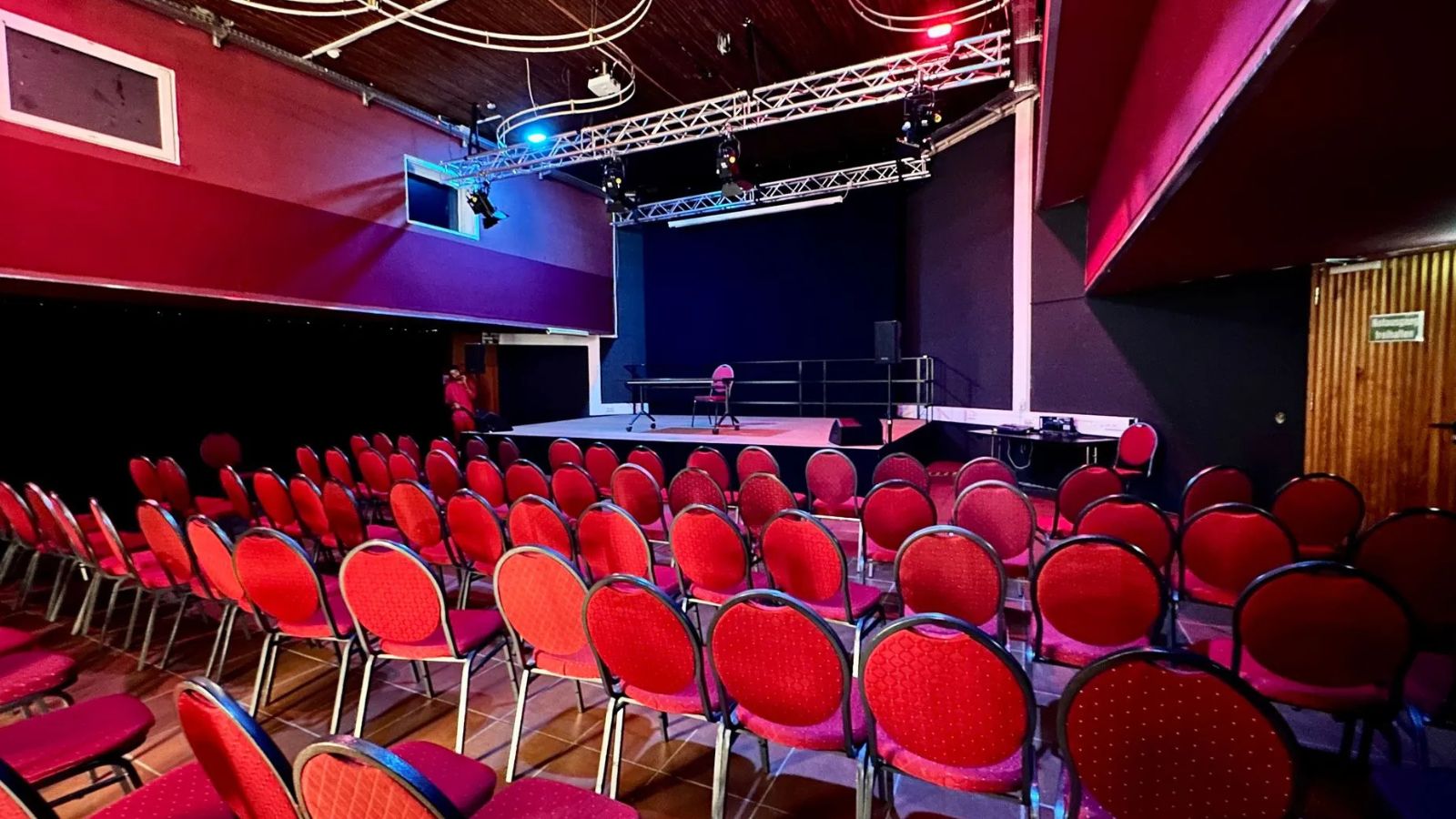 Bühnenraum des Unperfekthaus