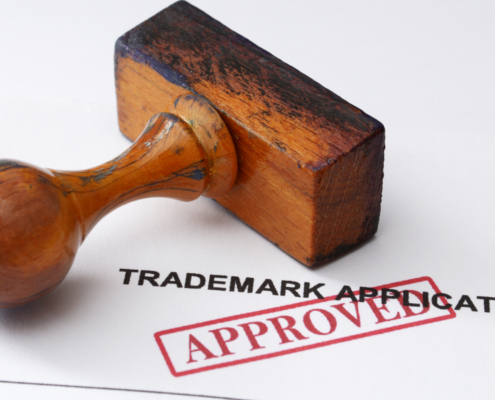 Stempel auf Papier, darauf steht: APPROVED